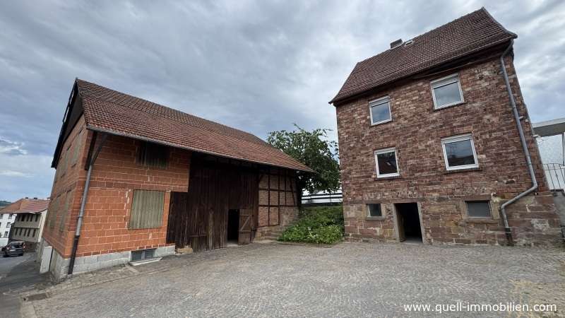 Thumbnail-Haus zum Kaufen in Burghaun 120.000,00 € 108.22 m²