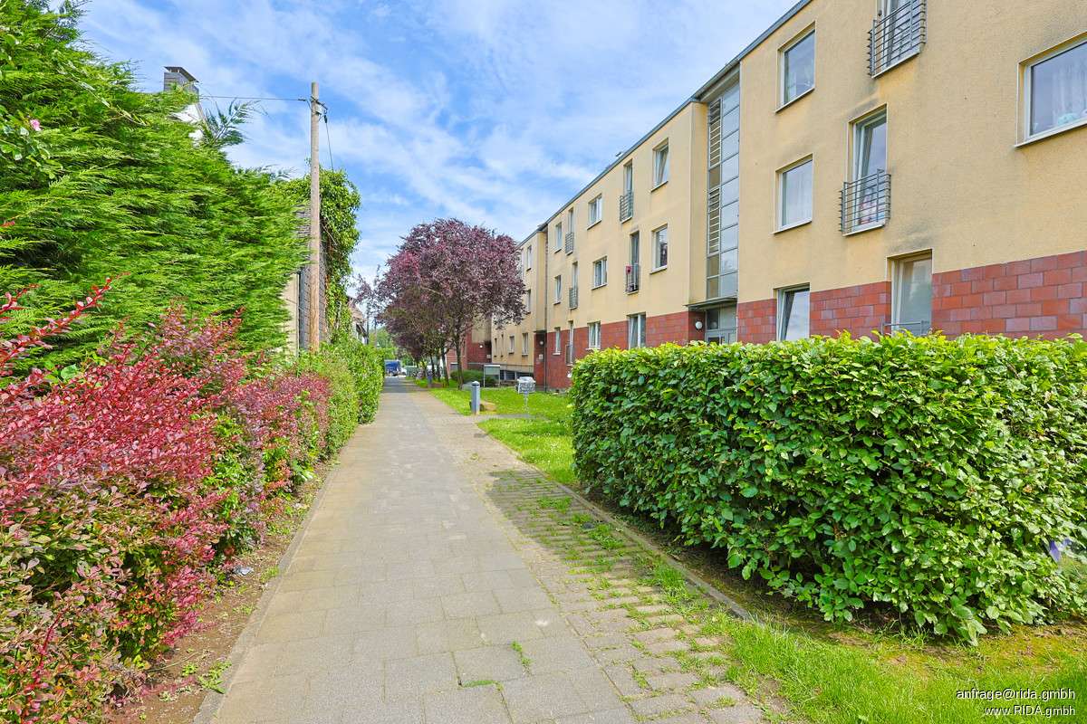 Thumbnail-Wohnung zum Kaufen in Rösrath 219.000,00 € 58.55 m²