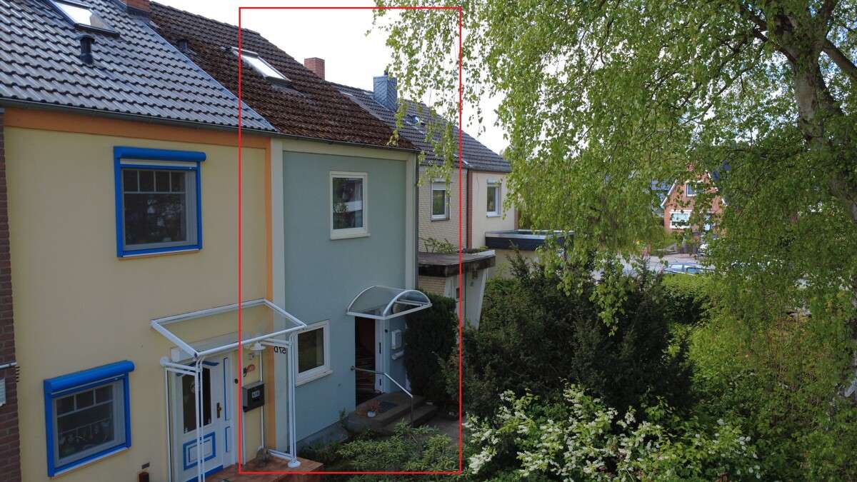 Thumbnail-Haus zum Kaufen in Lübeck 162.400,00 € 82 m²
