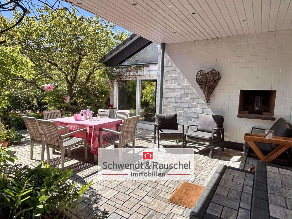 Thumbnail-Haus zum Kaufen in Friedrichsdorf 990.000,00 € 164 m²