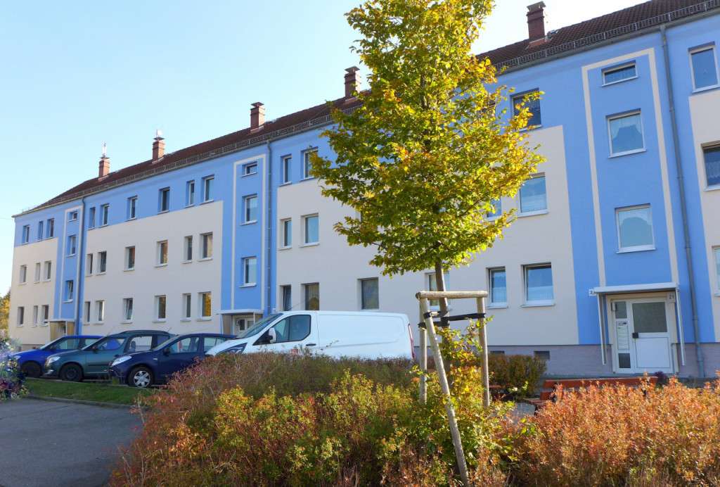 Thumbnail-Wohnung zum Mieten in Limbach-Oberfrohna 325,00 € 56.71 m²