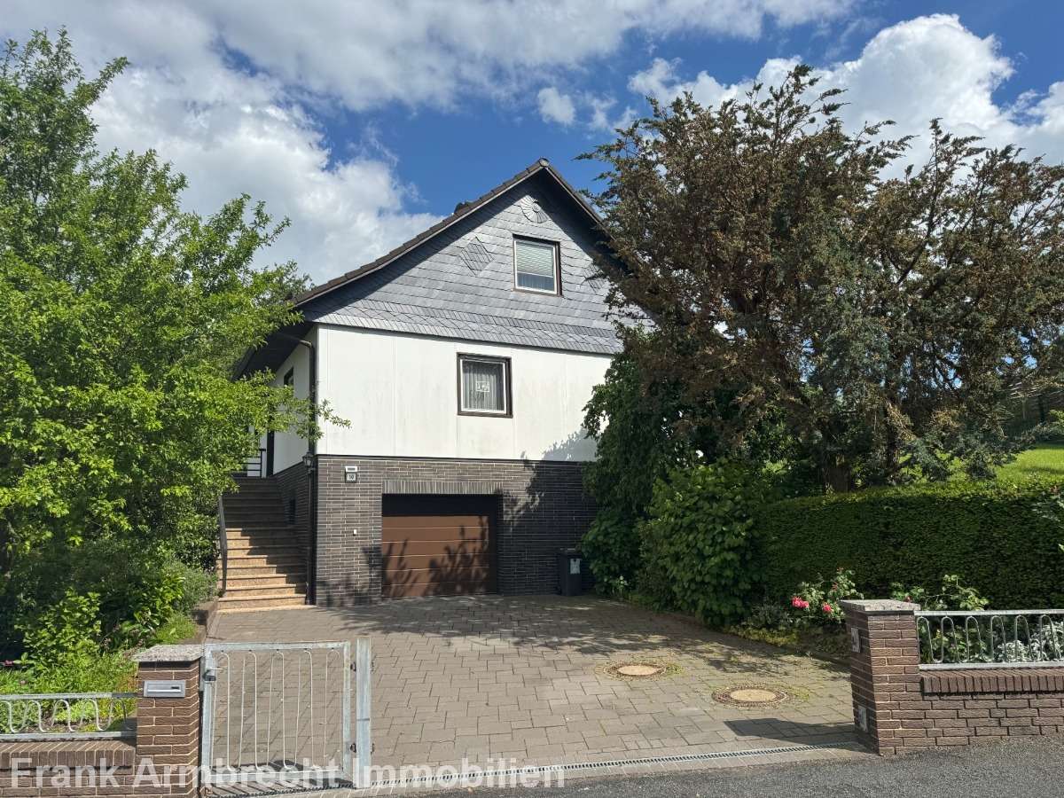 Thumbnail-Haus zum Kaufen in Bad Gandersheim 198.000,00 € 135 m²