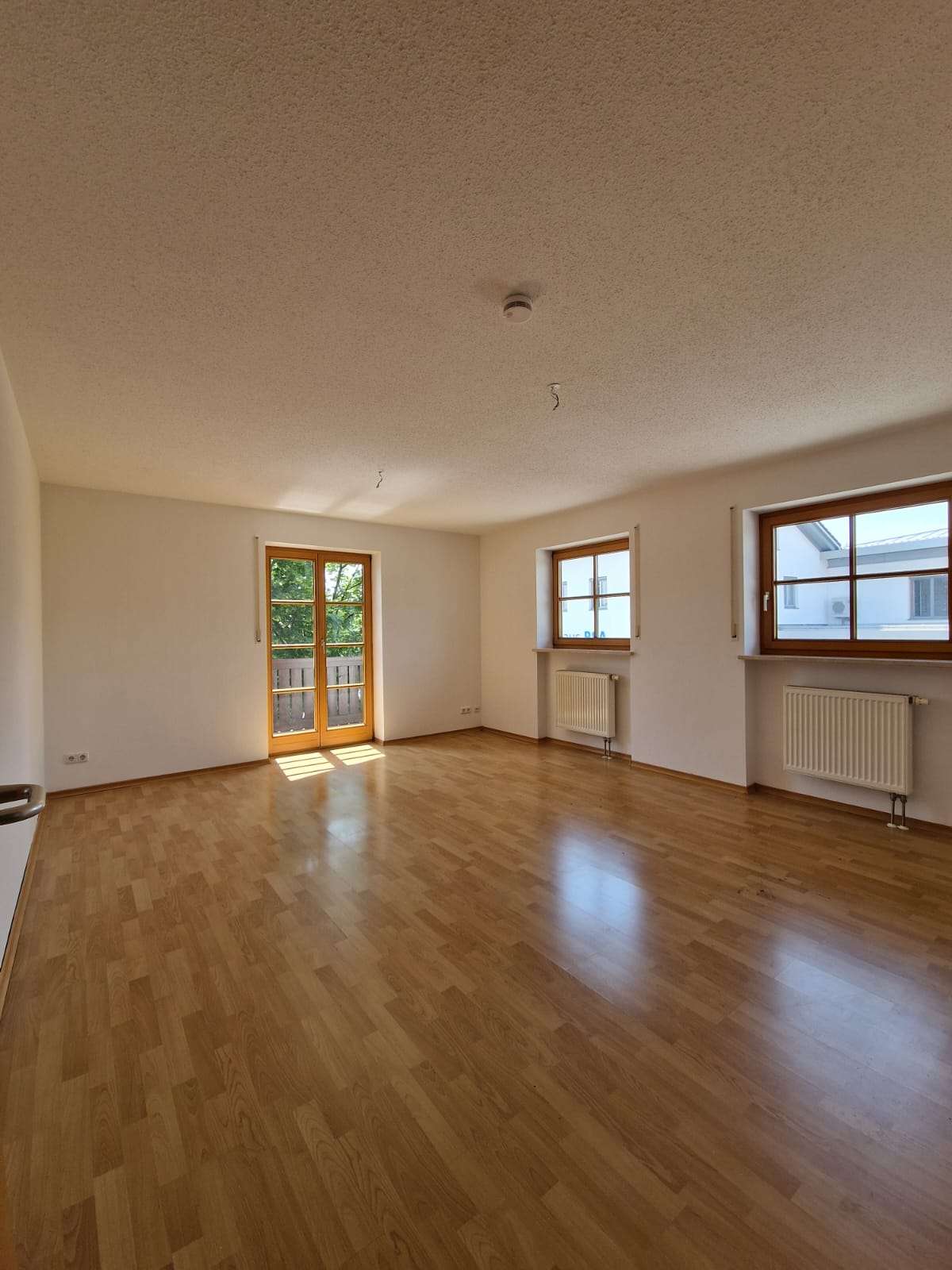 Thumbnail-Wohnung zum Mieten in Rechtmehring 850,00 € 84 m²