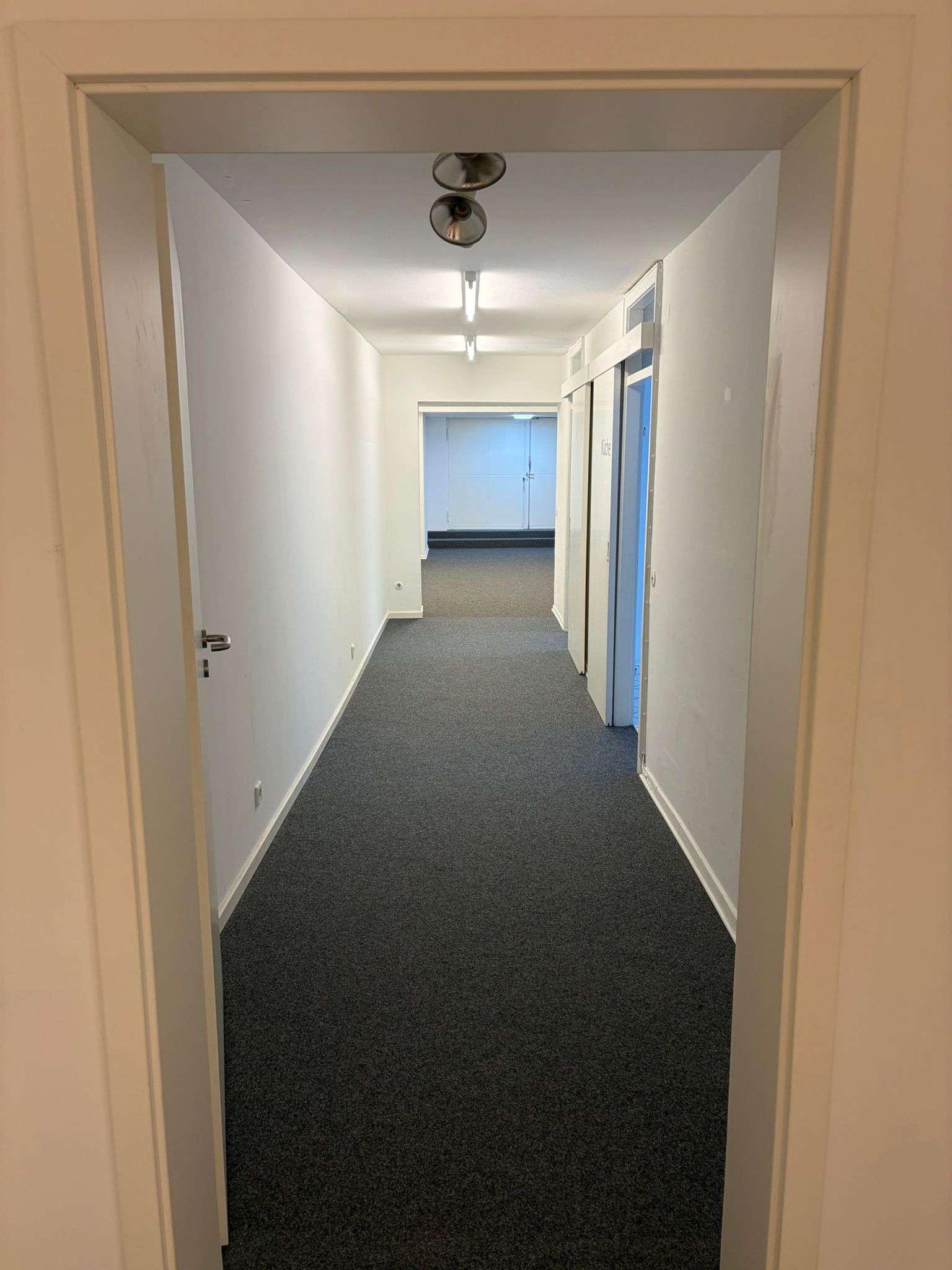 Thumbnail-Halle in Düsseldorf 1.700,00 € 100 m²