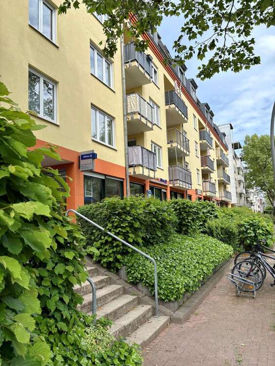 Thumbnail-Einzelhandel in Berlin 240.000,00 € 69.68 m²