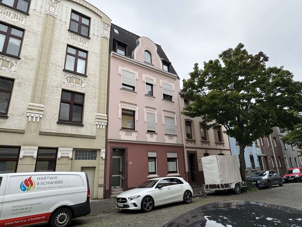 Thumbnail-Haus zum Kaufen in Duisburg Neudorf 395.000,00 € 204 m²