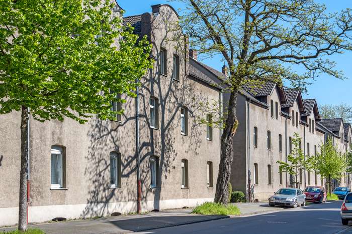 Thumbnail-Wohnung zum Mieten in Duisburg 609,00 € 90.59 m²