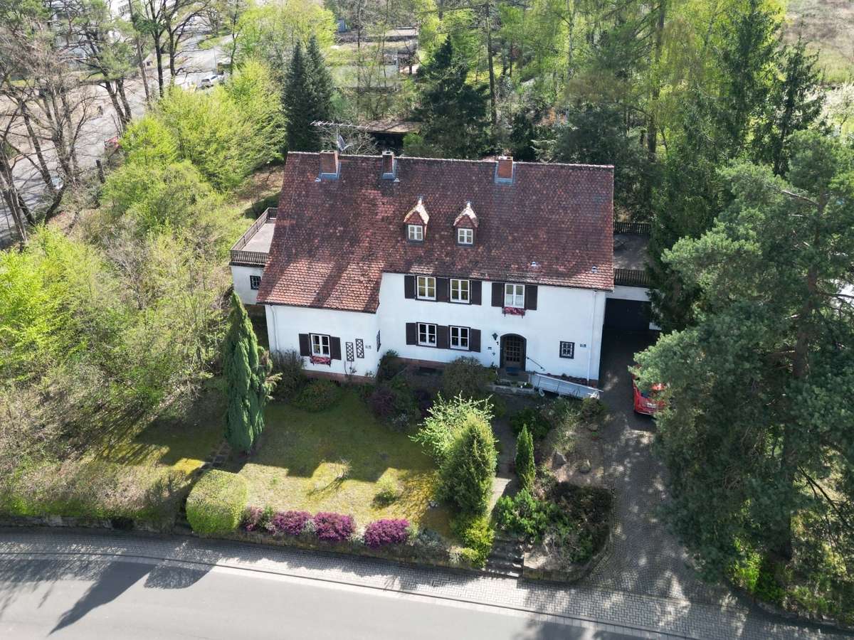 Thumbnail-Haus zum Kaufen in Stadtallendorf 598.000,00 € 294 m²