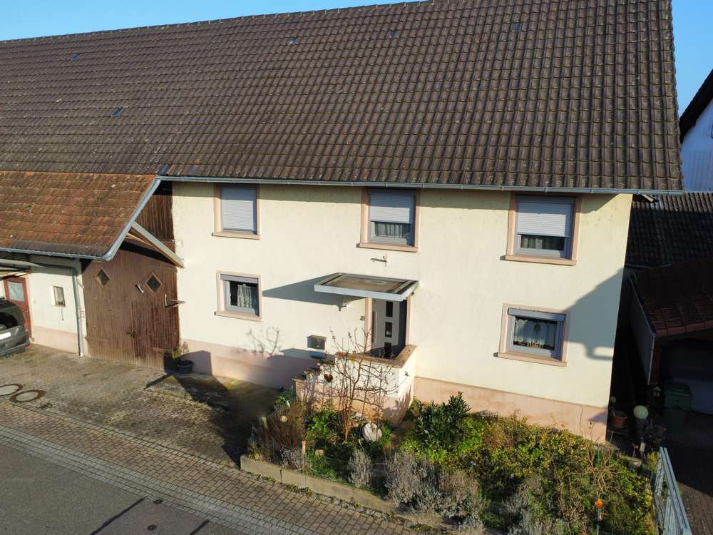 Thumbnail-Haus zum Kaufen in Achern Wagshurst 335.000,00 € 127 m²