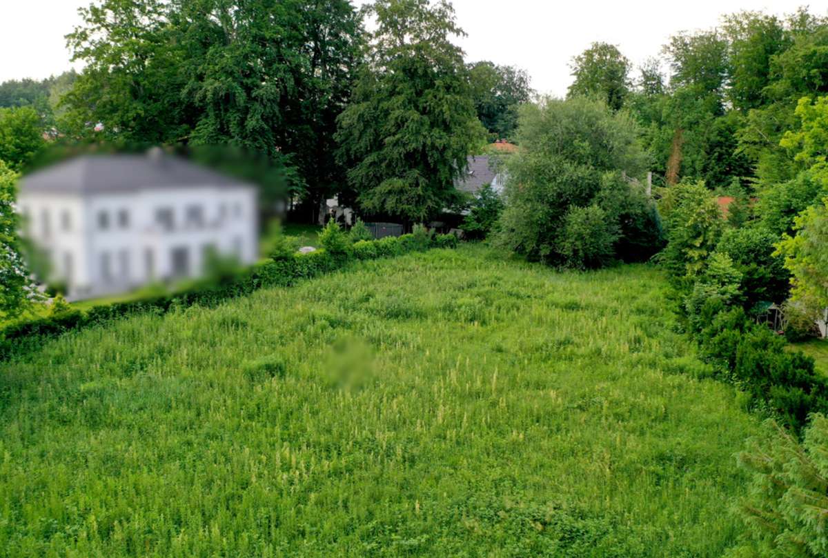 Thumbnail-Grundstück zu verkaufen in Icking 2.400.000,00 € 2192 m²