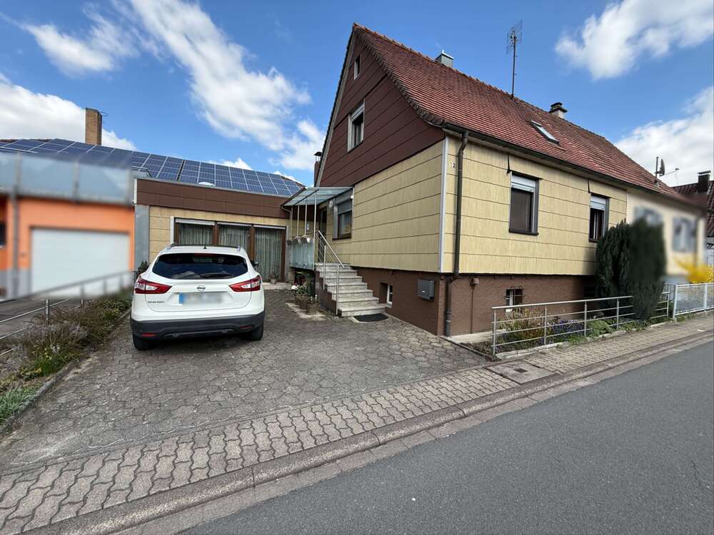 Thumbnail-Haus zum Kaufen in Königsbach-Stein 298.000,00 € 157 m²