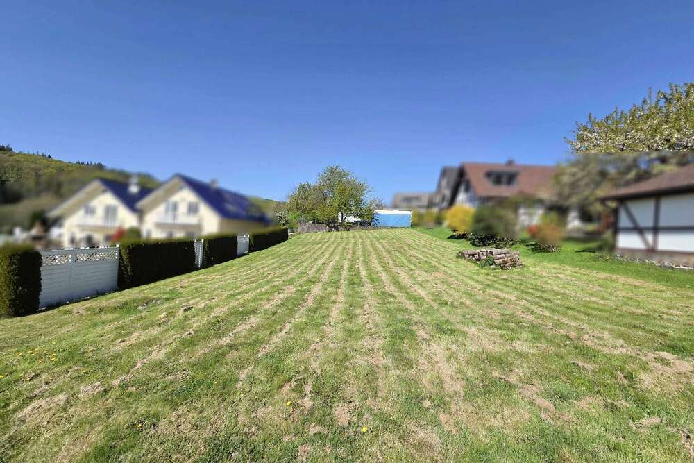 Thumbnail-Grundstück zu verkaufen in Eitorf 154.999,00 € 850 m²