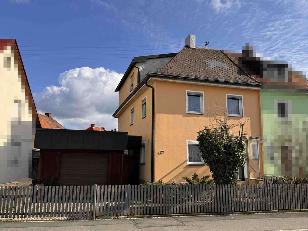 Thumbnail-Haus zum Kaufen in Mitterteich 129.000,00 € 163 m²