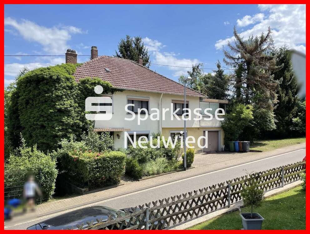 Thumbnail-Haus zum Kaufen in Neuwied 279.000,00 € 215 m²