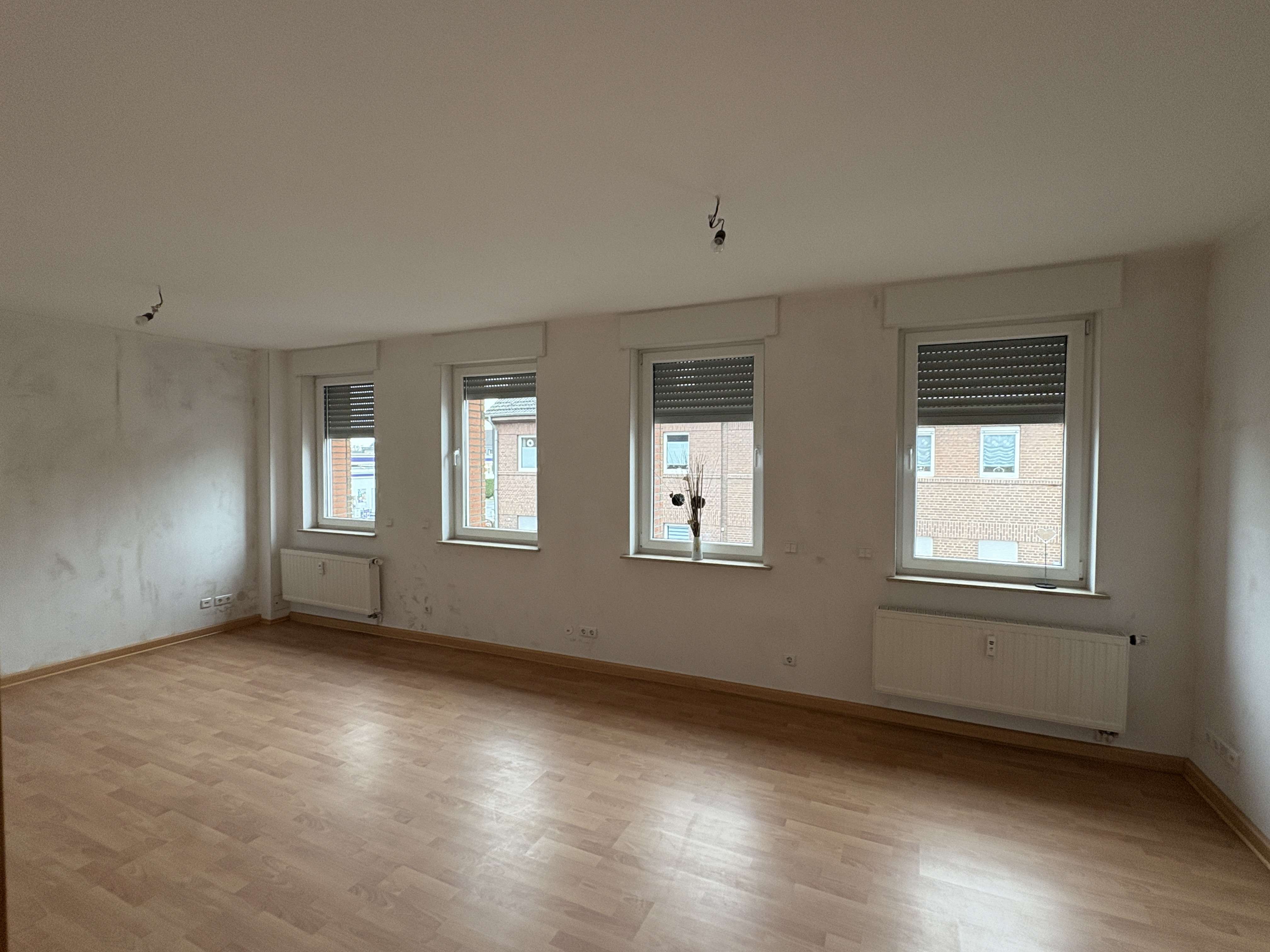 Thumbnail-Wohnung zum Mieten in Duisburg 595,00 € 80 m²