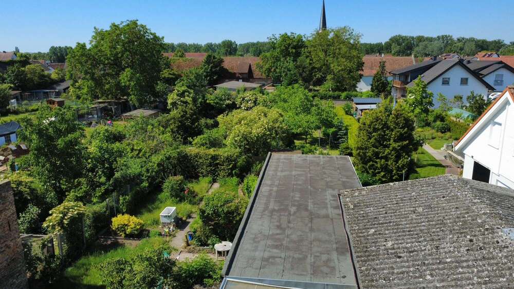 Thumbnail-Haus zum Kaufen in Riedstadt 350.000,00 € 184 m²