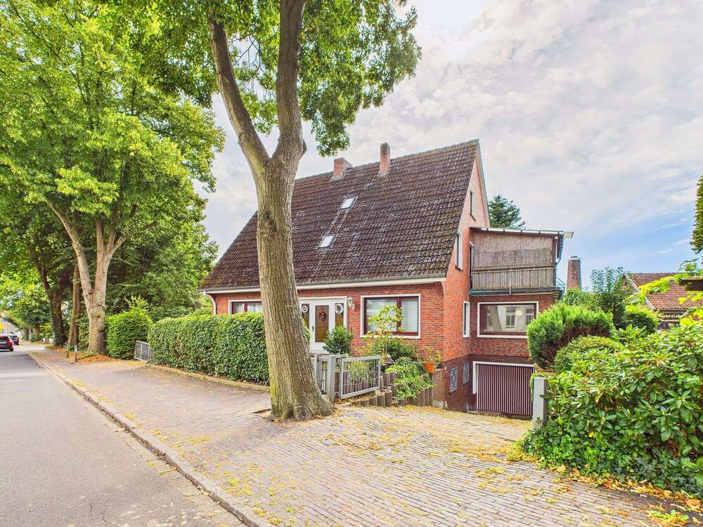 Thumbnail-Haus zum Kaufen in Varel 398.000,00 € 266 m²