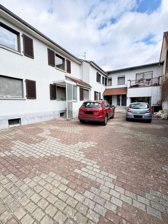 Thumbnail-Haus zum Kaufen in Dreieich 260.000,00 € 110 m²