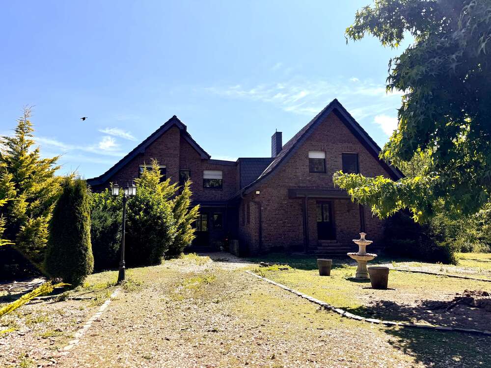 Thumbnail-Haus zum Kaufen in Grefrath 998.000,00 € 229.38 m²