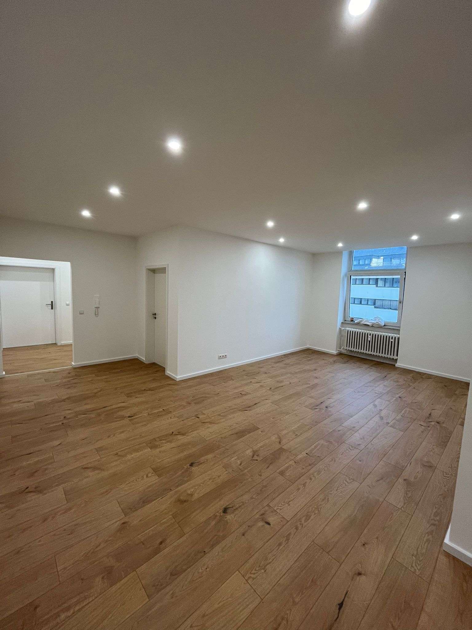 Thumbnail-Wohnung zum Mieten in Koblenz 2.300,00 € 202.75 m²