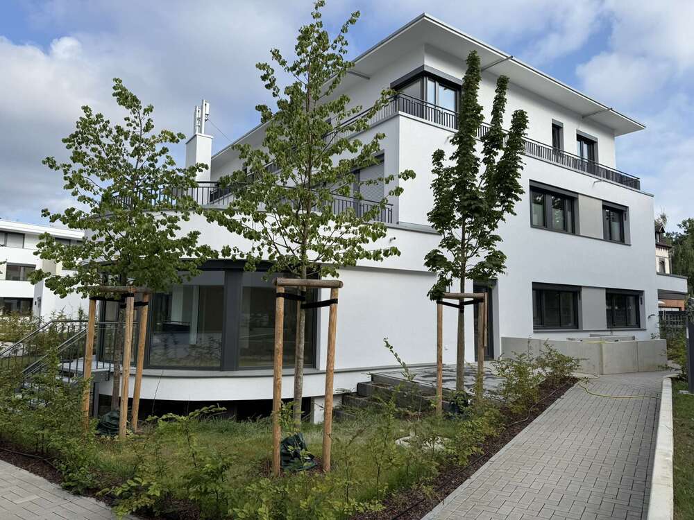 Thumbnail-Wohnung zum Mieten in Köln 1.860,00 € 135.95 m²