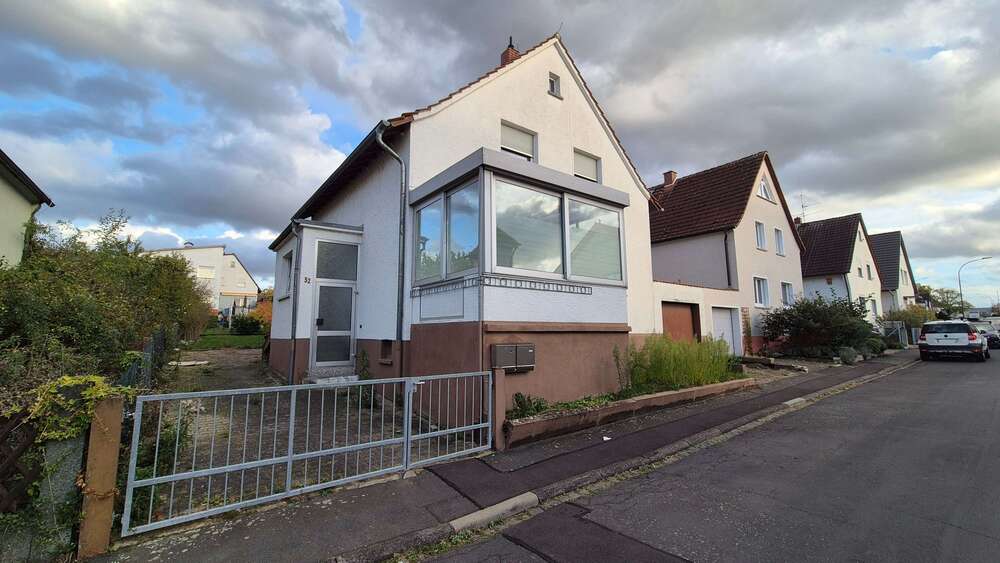 Thumbnail-Haus zum Kaufen in Niddatal 365.000,00 € 147 m²