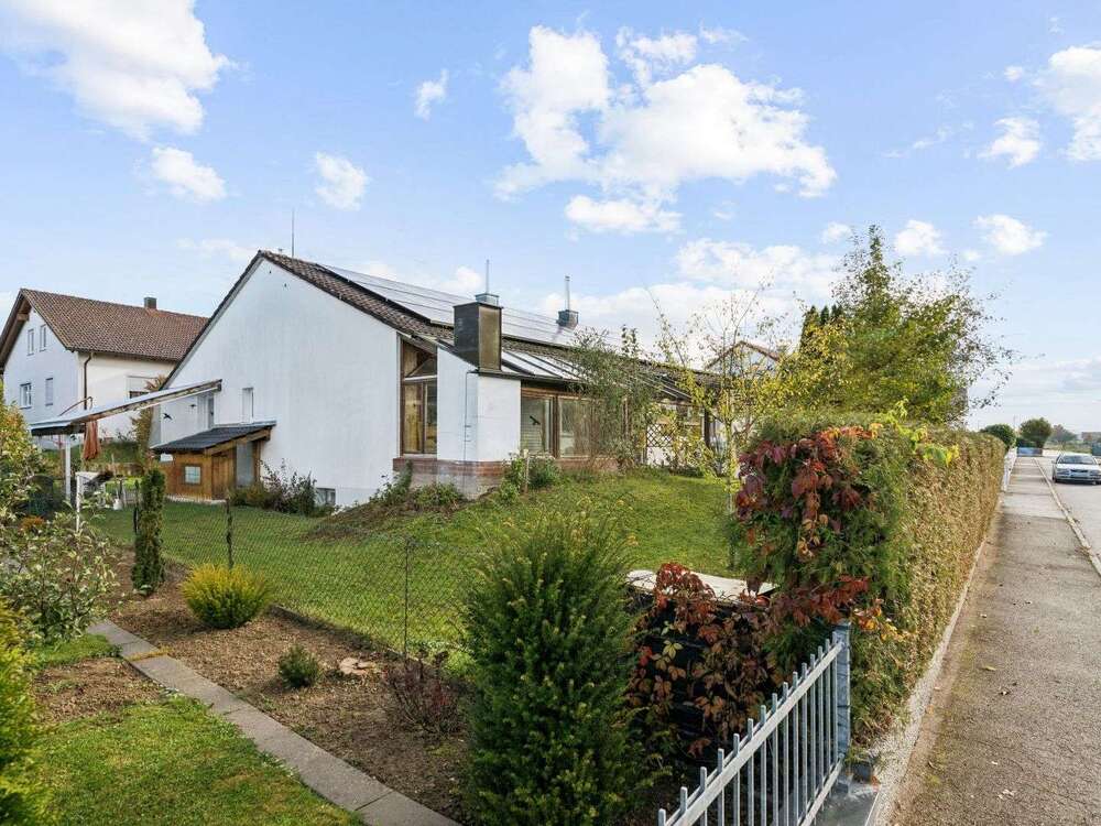 Thumbnail-Haus zum Kaufen in Großmehring 450.000,00 € 132.25 m²