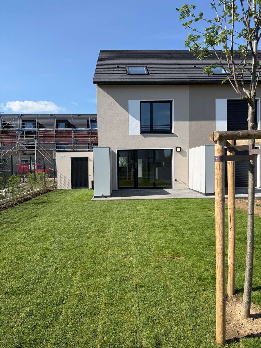 Thumbnail-Haus zum Mieten in Jülich 2.100,00 € 145 m²