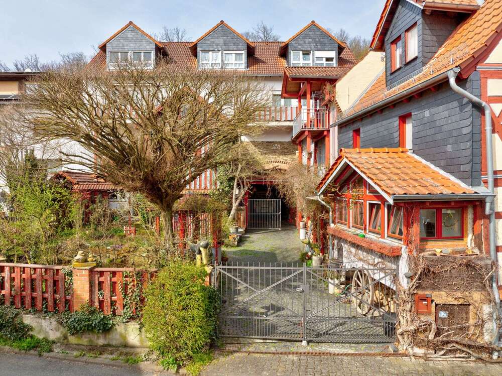 Thumbnail-Haus zum Kaufen in Aarbergen 695.000,00 € 410 m²