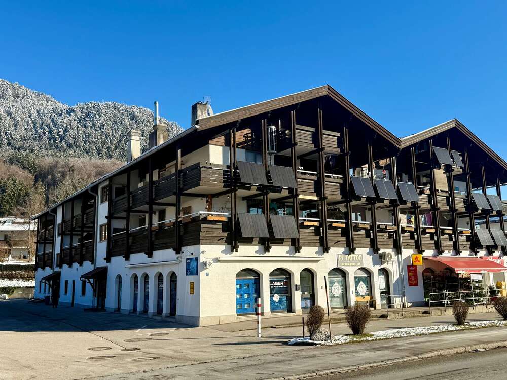 Thumbnail-Wohnung zum Kaufen in Bischofswiesen 270.000,00 € 77 m²