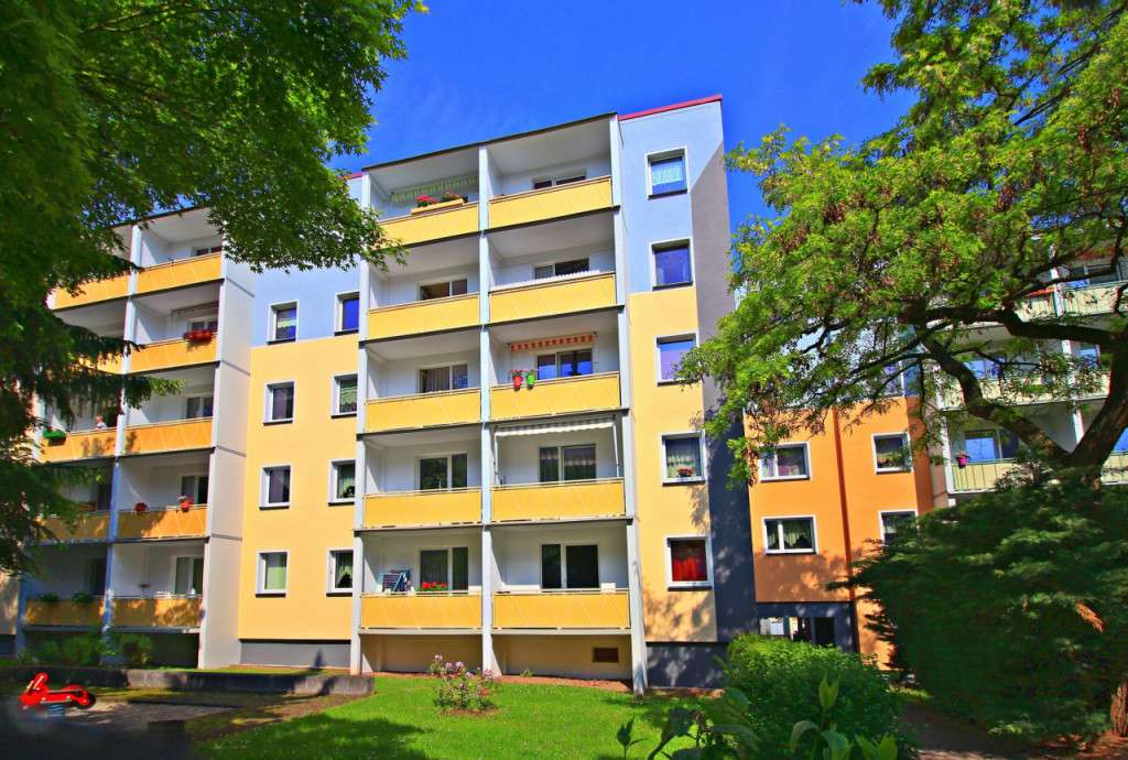 Thumbnail-Wohnung zum Mieten in Zwickau 382,80 € 58 m²