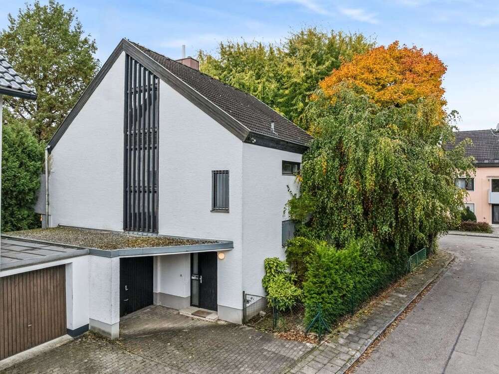 Thumbnail-Haus zum Kaufen in Ismaning 1.450.000,00 € 199 m²