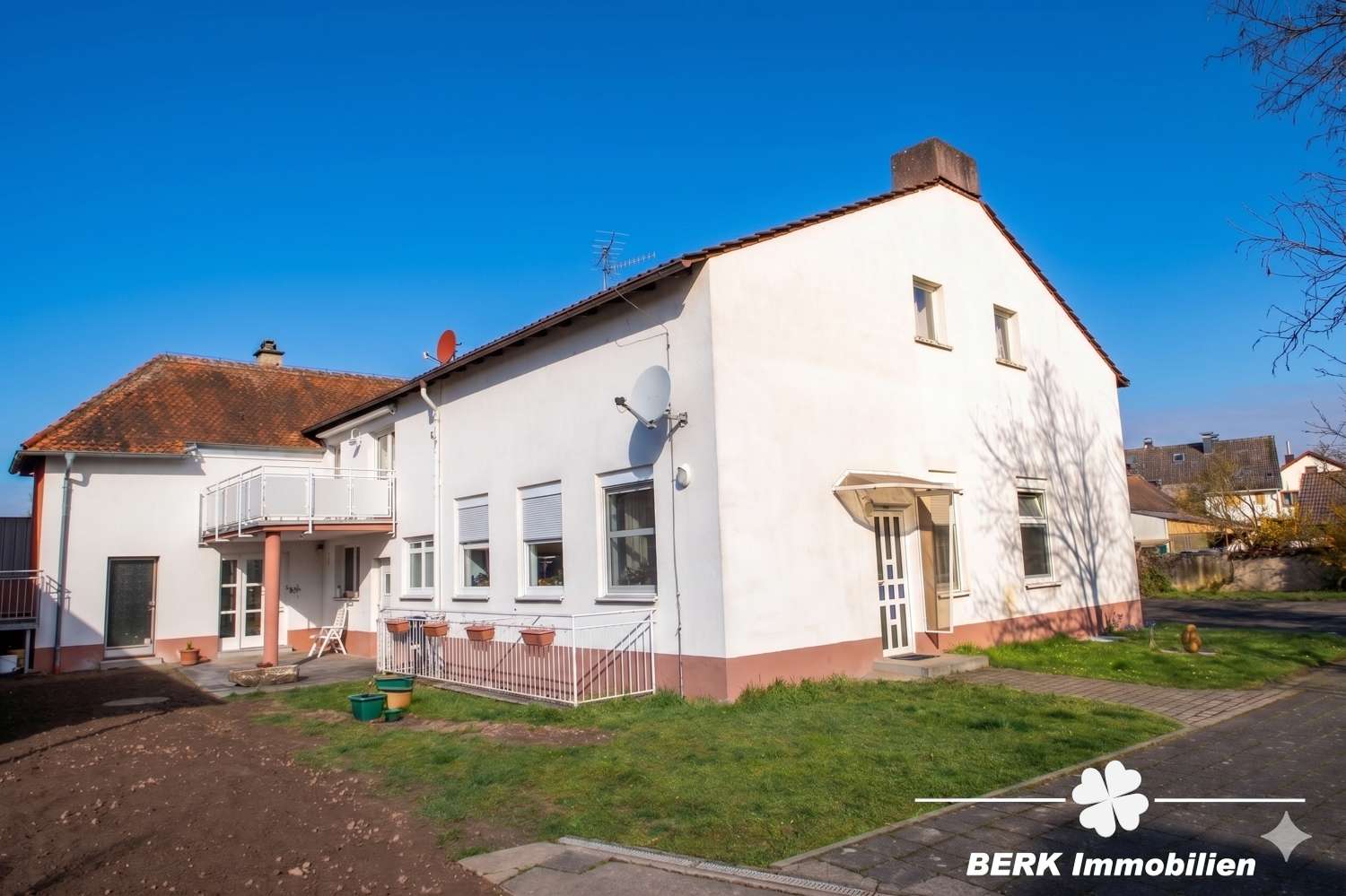 Thumbnail-Haus zum Kaufen in Karlstein am Main 559.000,00 € 235.29 m²