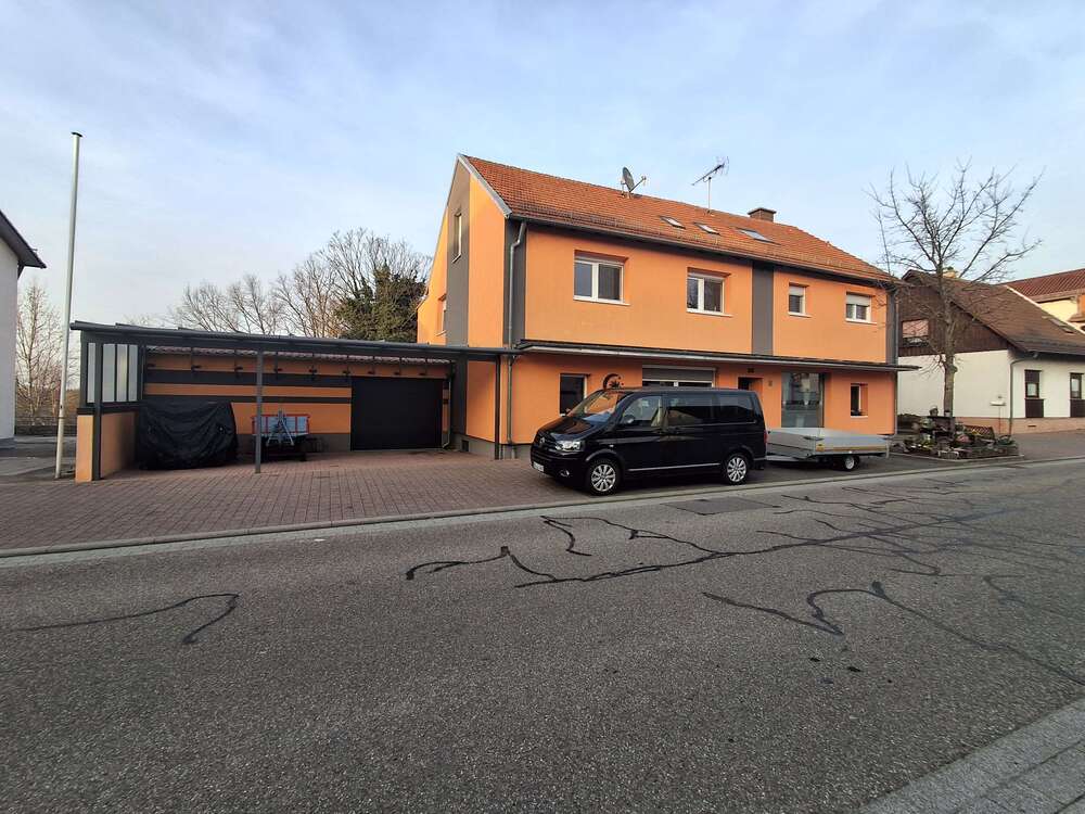 Thumbnail-Haus zum Kaufen in Linkenheim-Hochstetten ( 820.000,00 € 365 m²