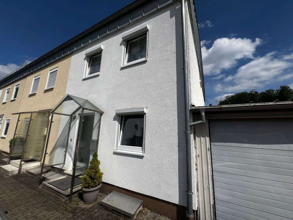 Thumbnail-Haus zum Mieten in Kaiserslautern-Erlenbach 1.250,00 € 108 m²