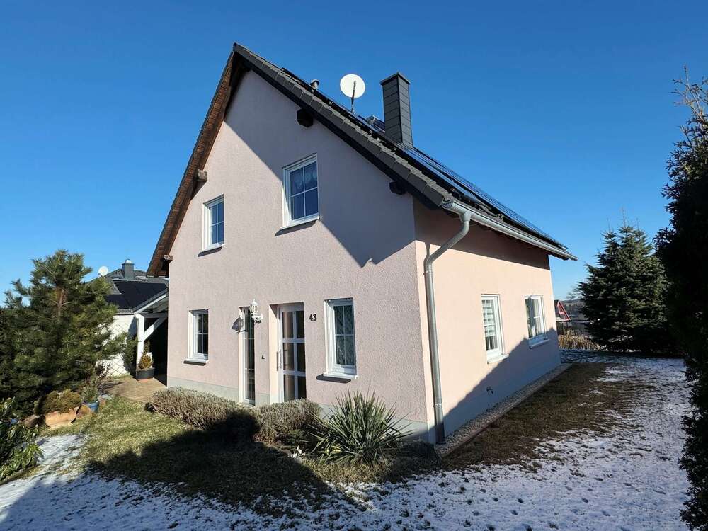 Thumbnail-Haus zum Kaufen in AuerbachVogtland 300.000,00 € 108.38 m²