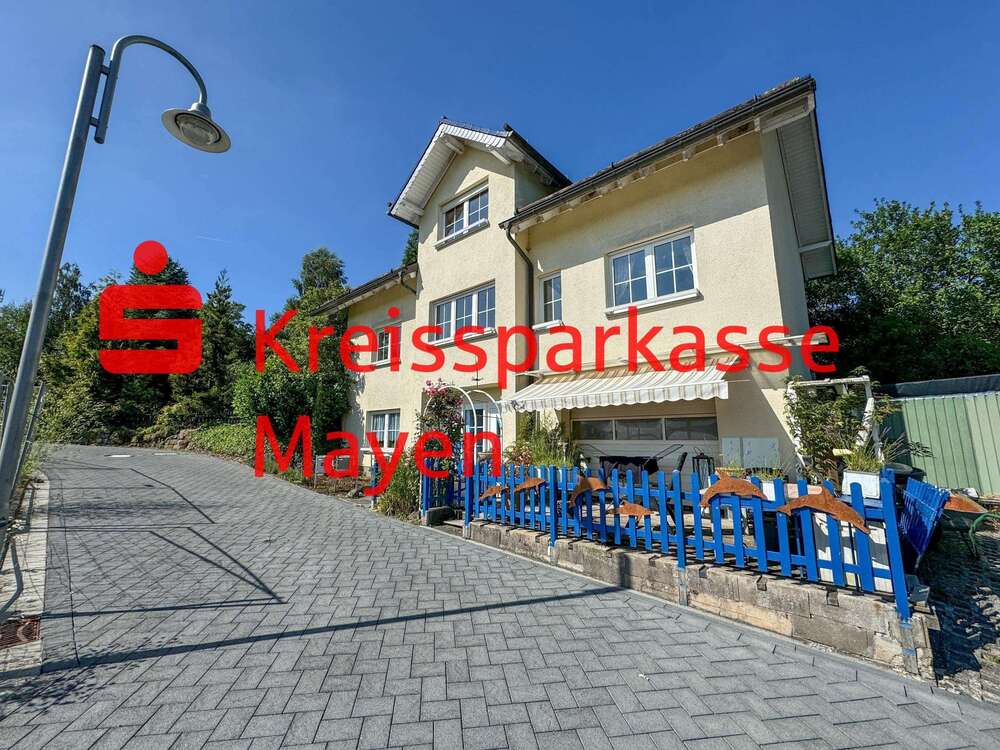 Thumbnail-Haus zum Kaufen in Arft 349.000,00 € 235 m²