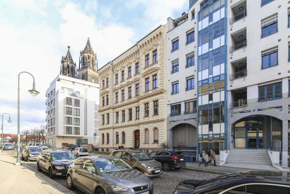 Thumbnail-Wohnung zum Kaufen in Magdeburg 250.000,00 € 146.92 m²