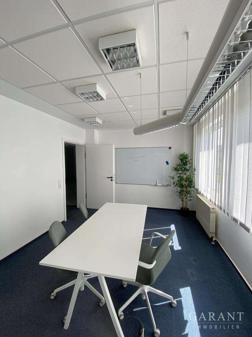 Thumbnail-Büro in Zeegendorf 2.950,00 € 180 m²