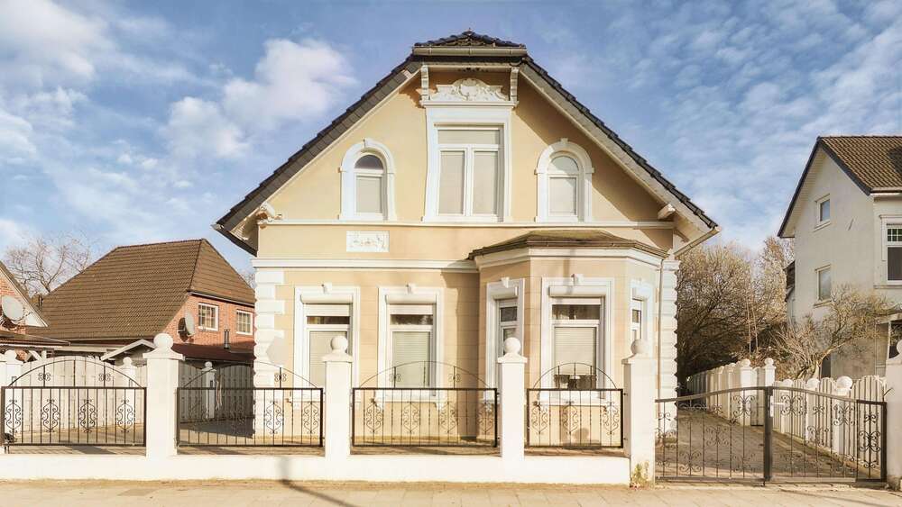 Thumbnail-Haus zum Kaufen in Delmenhorst 689.000,00 € 295.54 m²