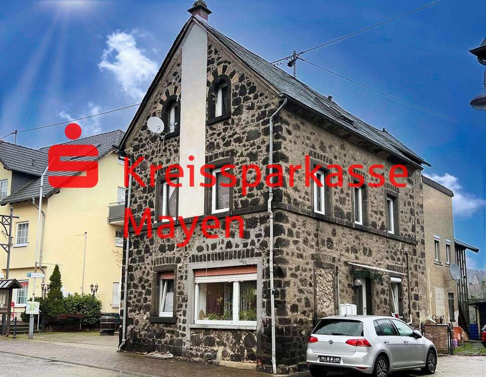 Thumbnail-Haus zum Kaufen in Nickenich 179.000,00 € 202 m²