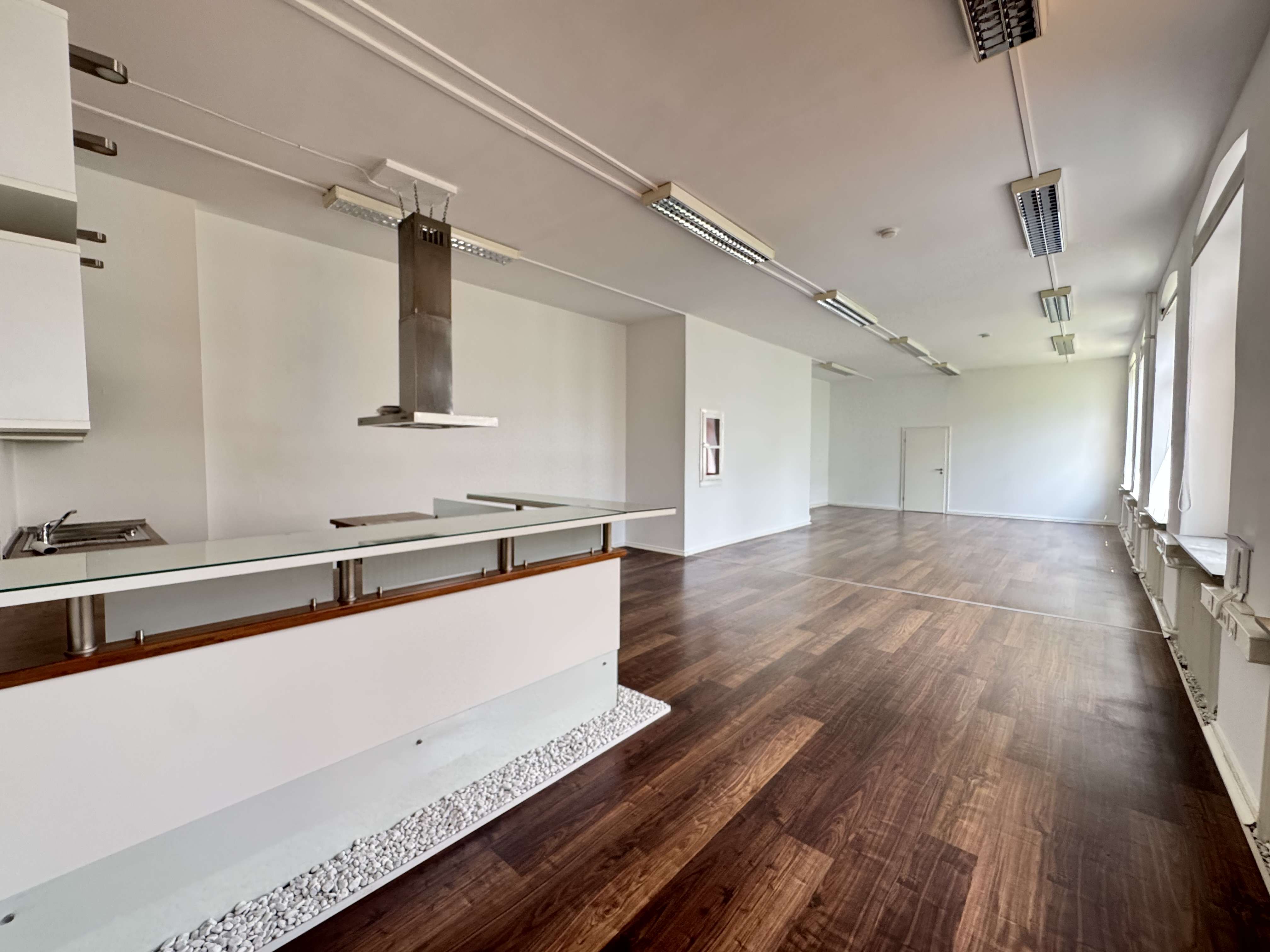 Thumbnail-Wohnung zum Mieten in Offenbach am Main 1.390,00 € 150 m²