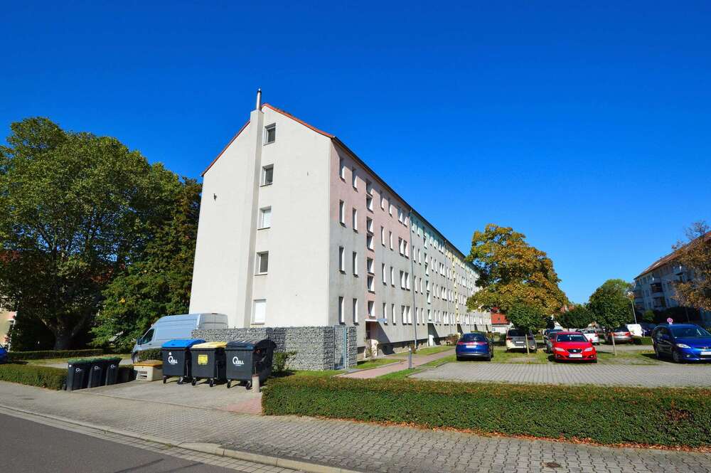 Thumbnail-Wohnung zum Kaufen in Neukieritzsch 53.000,00 € 45.4 m²