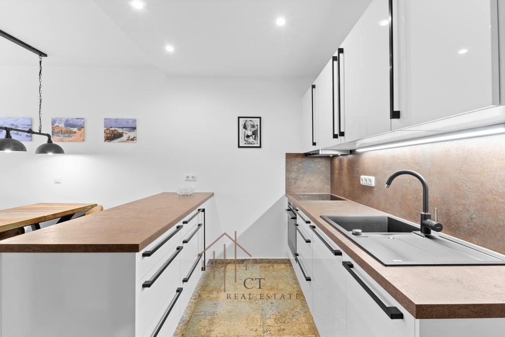 Thumbnail-Wohnung zum Kaufen in Frankfurt am Main 220.000,00 € 40 m²