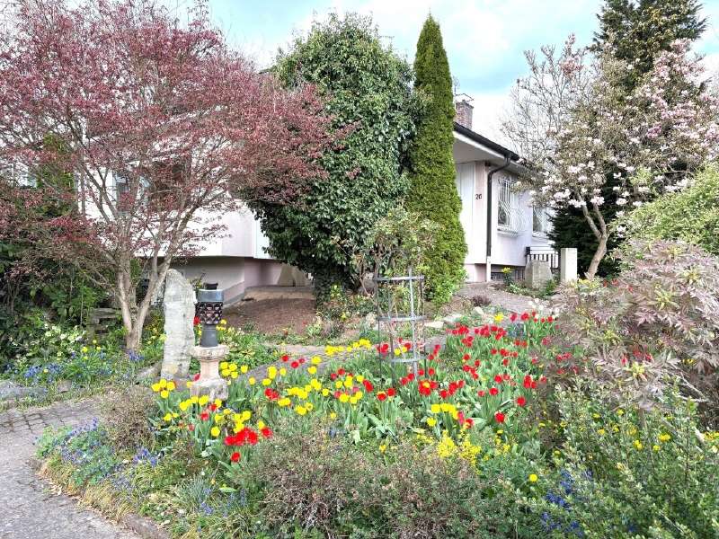 Thumbnail-Haus zum Kaufen in Künzell 675.000,00 € 271 m²