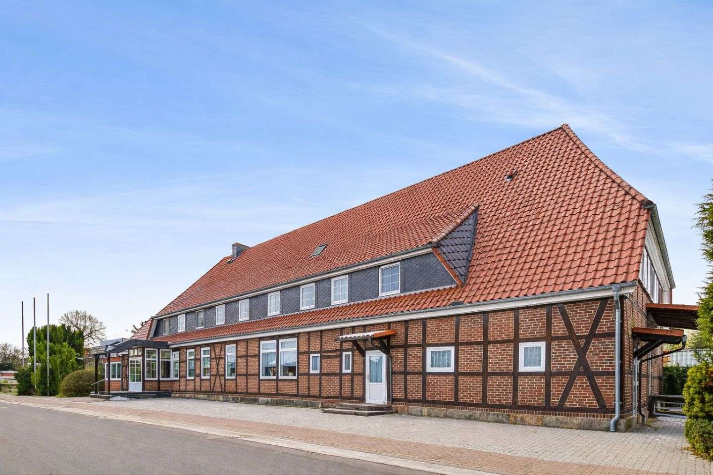 Thumbnail-Haus zum Kaufen in Bleckede 399.999,00 € 440 m²
