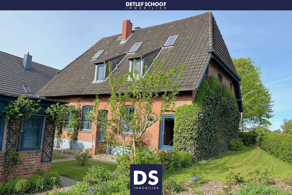 Thumbnail-Haus zum Kaufen in Melsdorf 450.000,00 € 185 m²