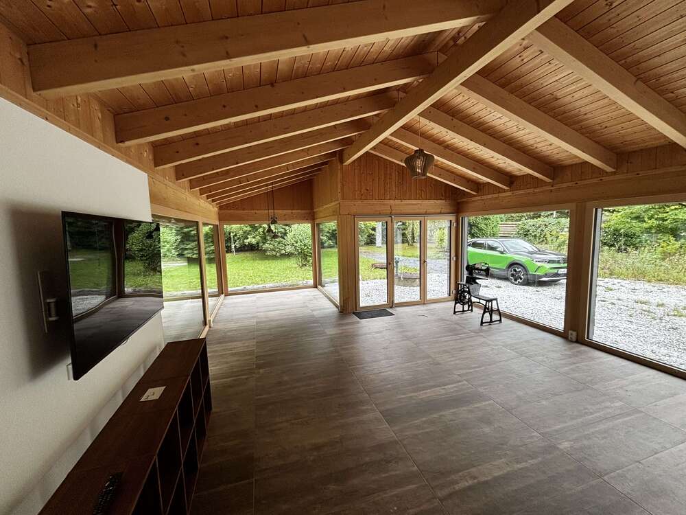 Thumbnail-Haus zum Mieten in Weinböhla 2.500,00 € 150 m²