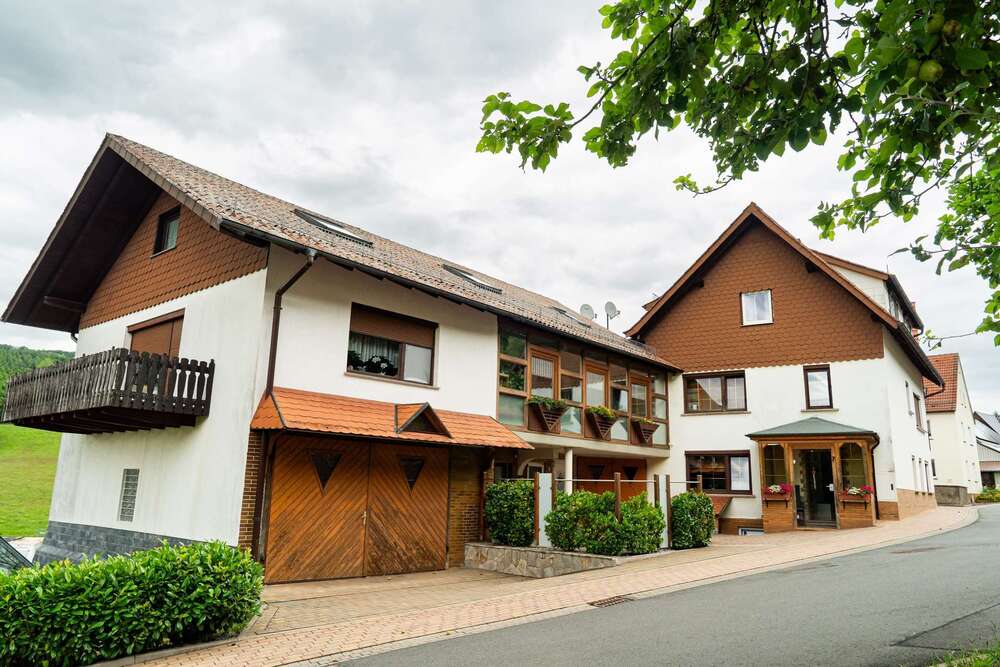 Thumbnail-Haus zum Kaufen in Kirchheim 295.000,00 € 400 m²