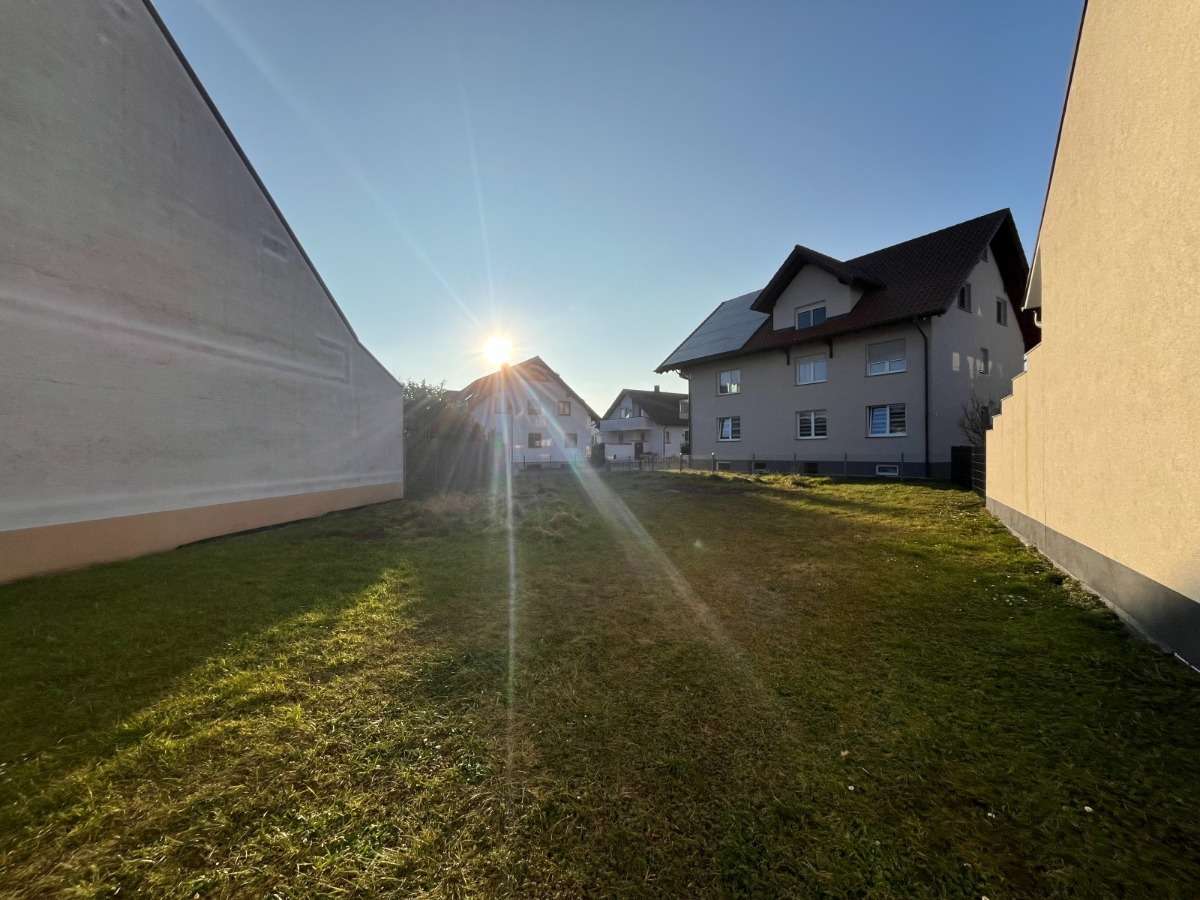 Thumbnail-Grundstück zu verkaufen in Rheinhausen 205.000,00 € 497 m²